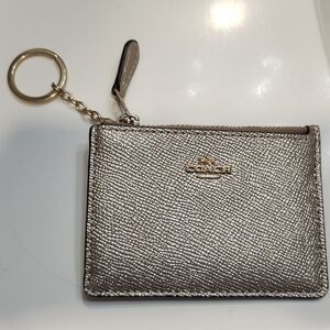 LN Authentic Coach Champagne Leather Skinny Mini Zip ID Wallet with Keychain